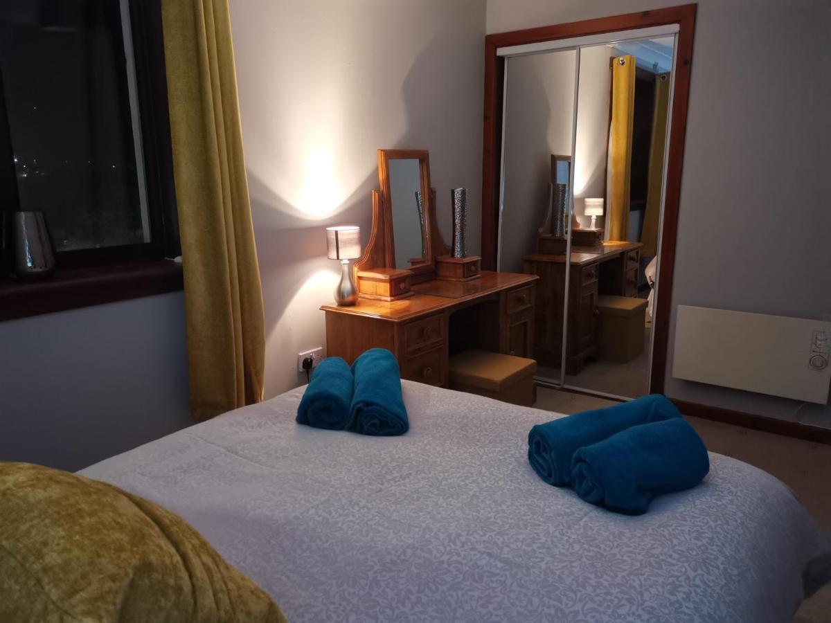 2 Raasay Court Apartment Portree Ngoại thất bức ảnh